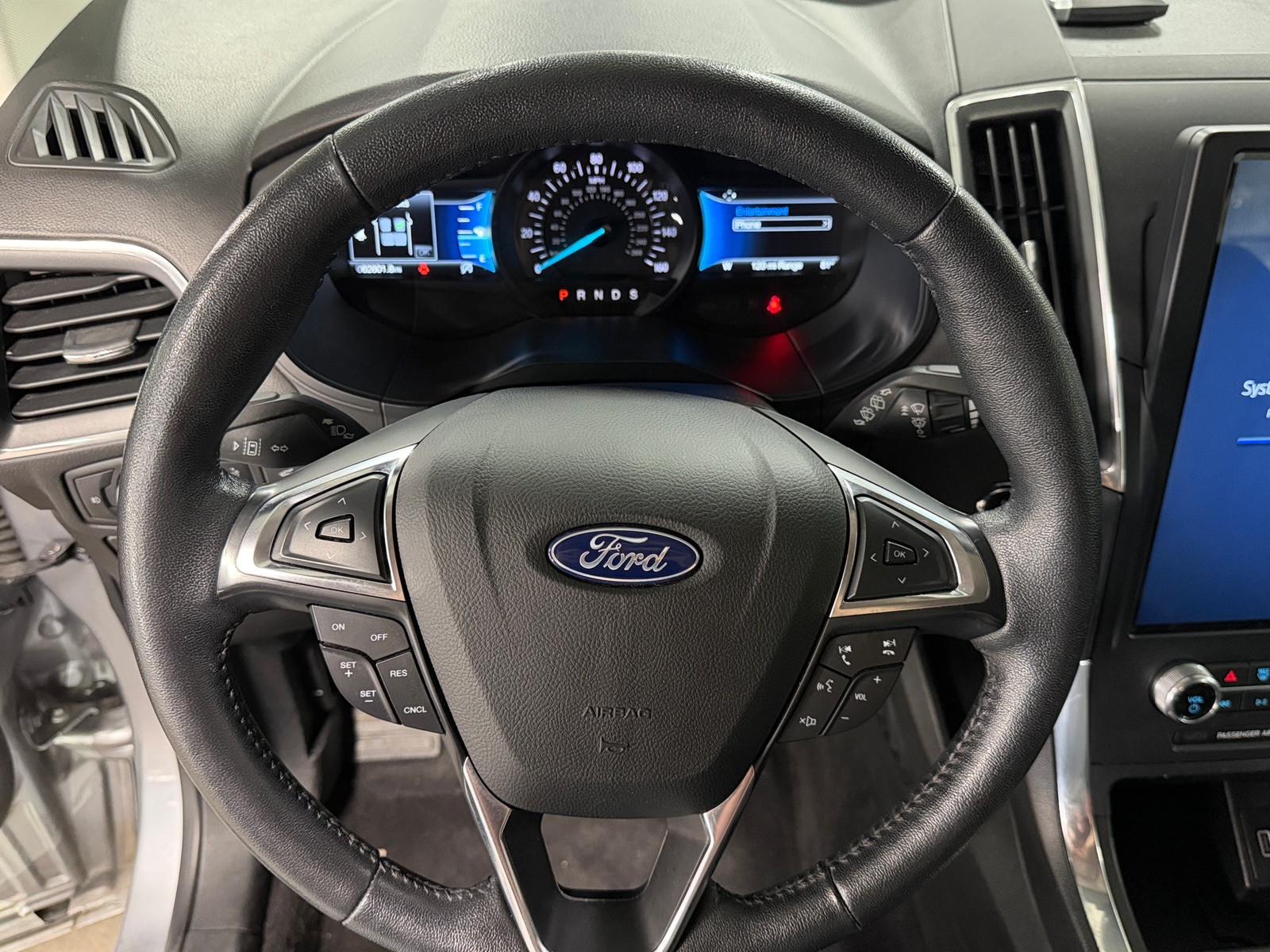 Thumbnail: 2022 Ford Edge - 4