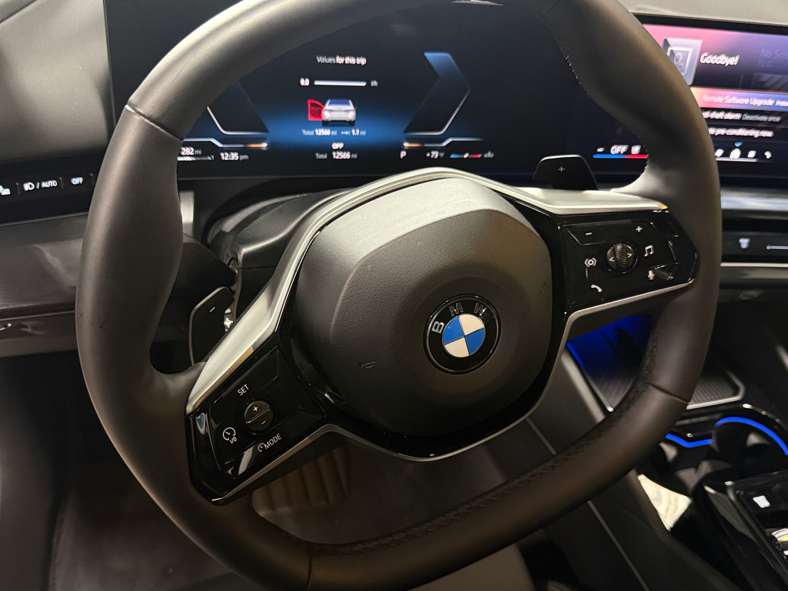 Thumbnail: 2026 BMW 5 Series - 4