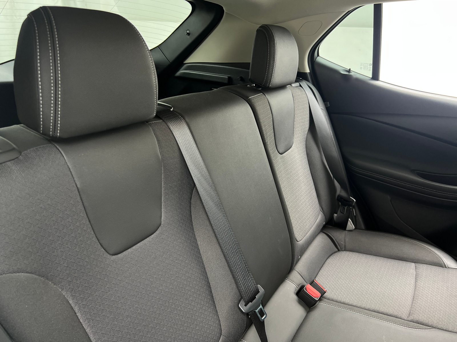 Thumbnail: 2025 Buick Encore GX - 5