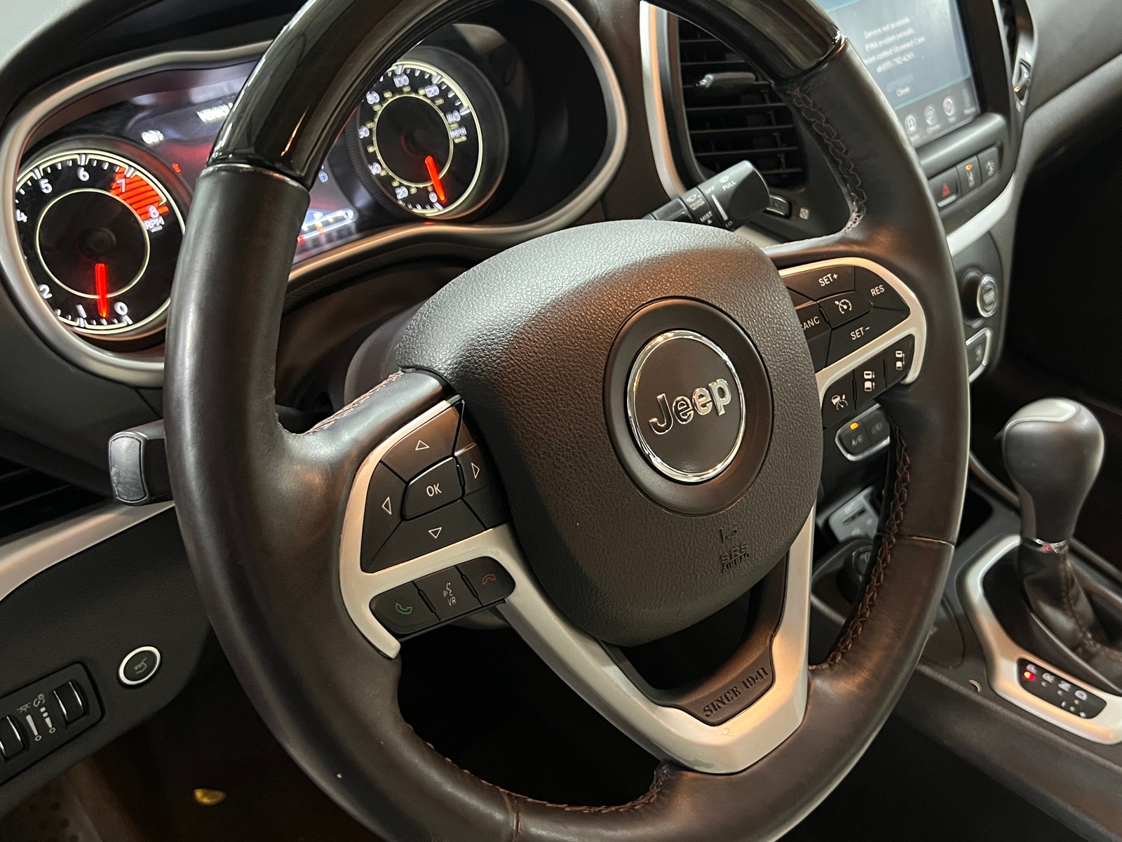 Thumbnail: 2016 Jeep Cherokee - 4