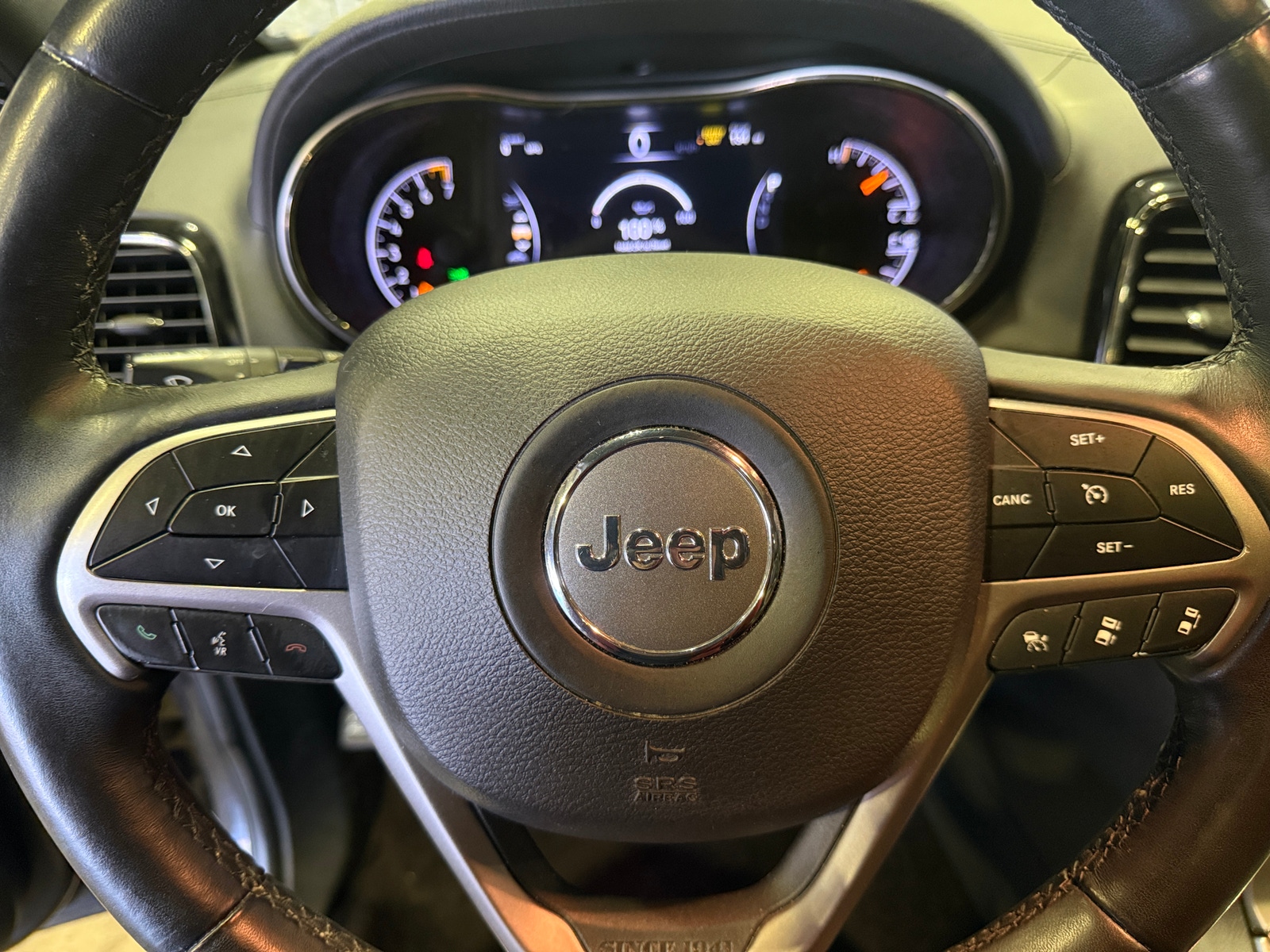 Thumbnail: 2019 Jeep Grand Cherokee - 4