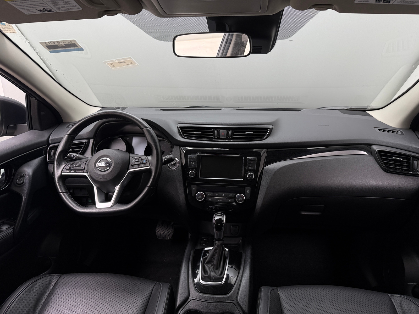 Thumbnail: 2022 Nissan Rogue Sport - 2