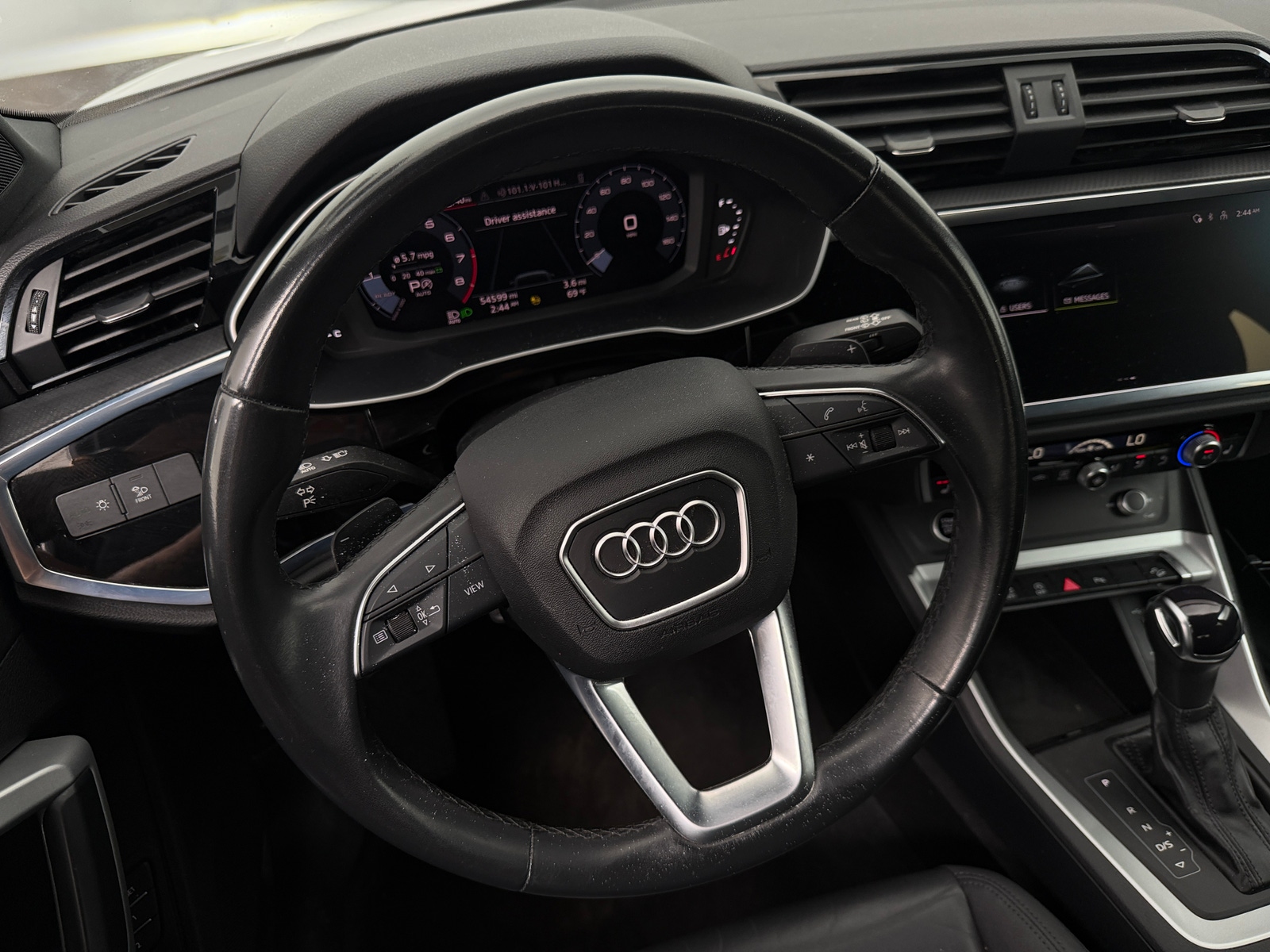 Thumbnail: 2023 Audi Q3 - 4