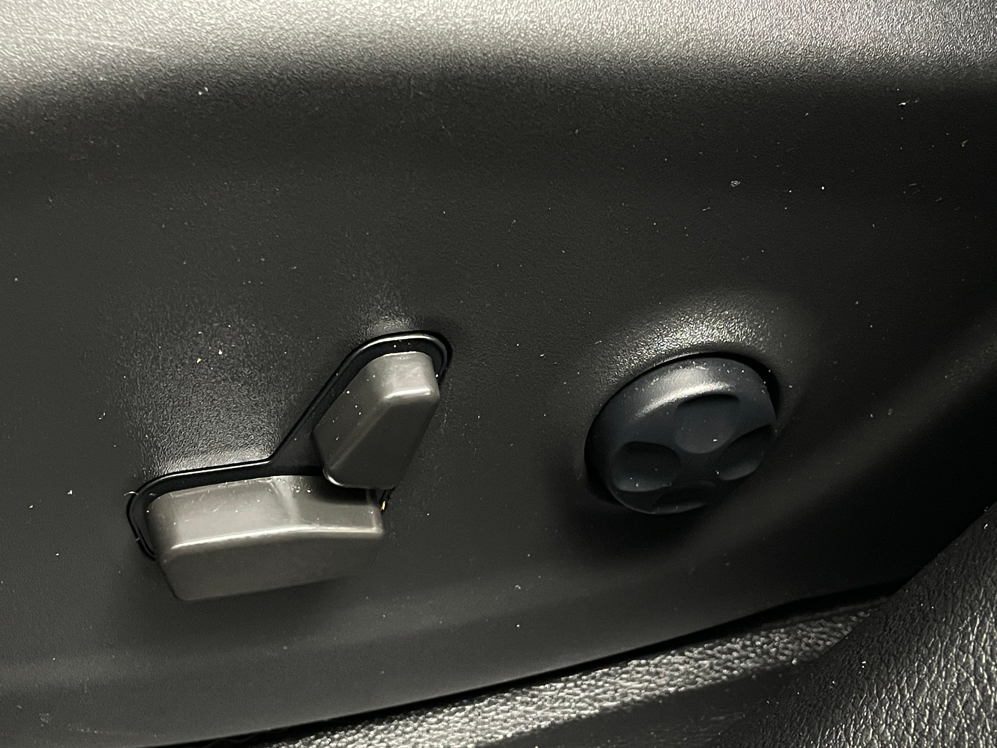 2021 Jeep Cherokee Trailhawk - Photo 2