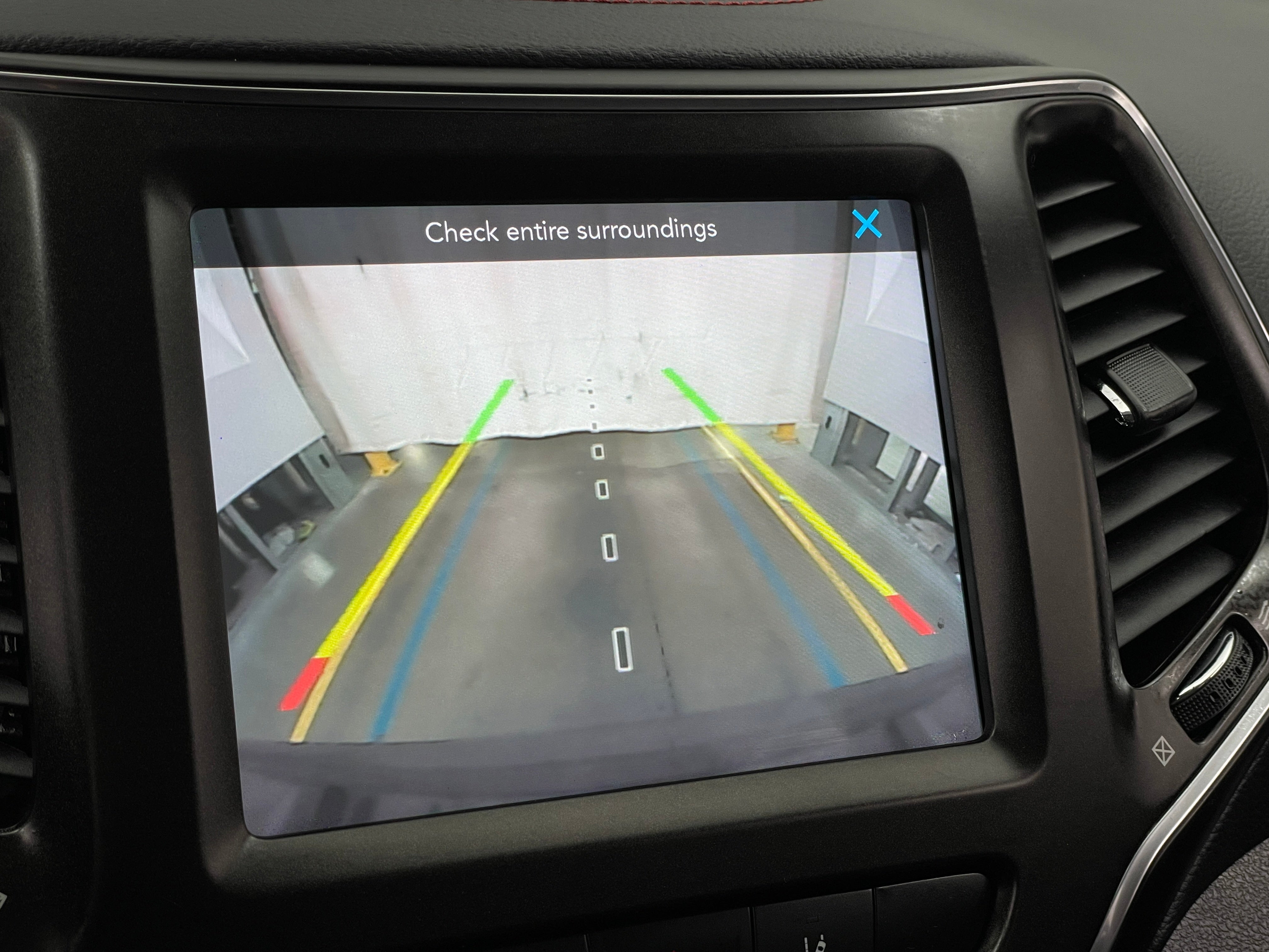2021 Jeep Cherokee Trailhawk - Photo 13