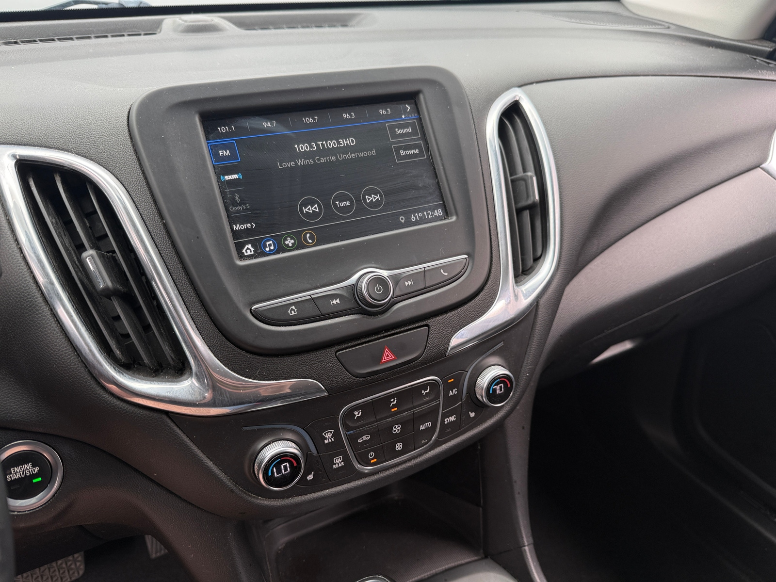 Thumbnail: 2019 Chevrolet Equinox - 4