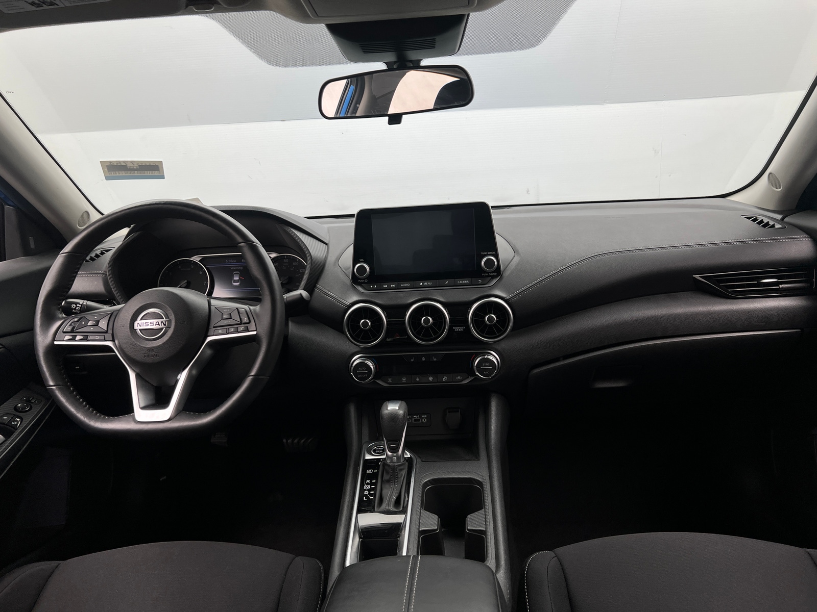 Thumbnail: 2023 Nissan Sentra - 3