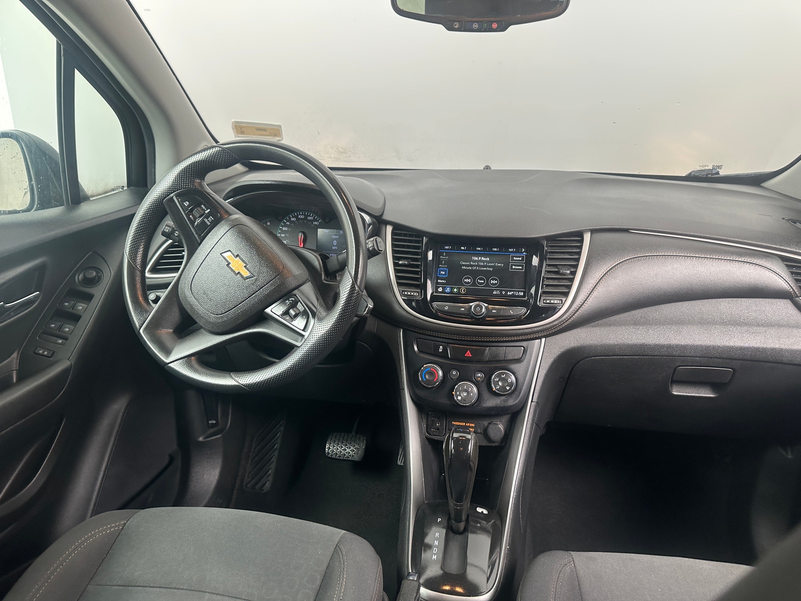 Thumbnail: 2019 Chevrolet Trax - 3