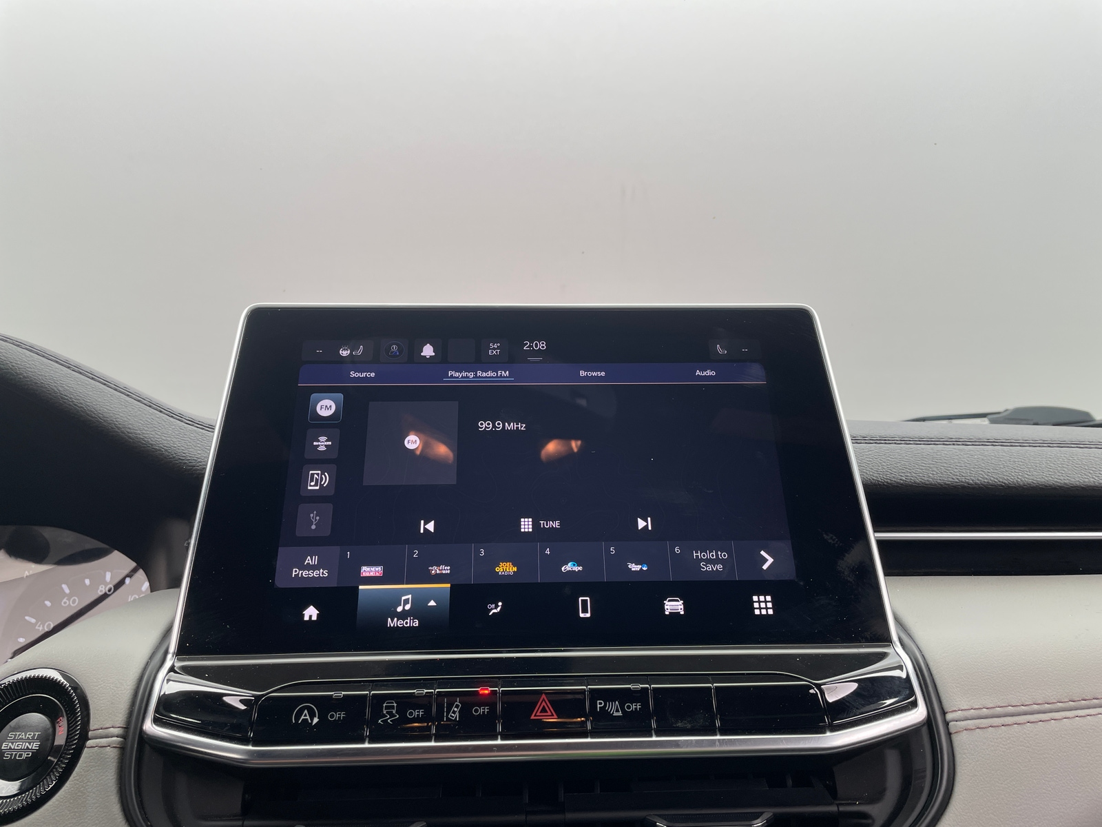 Thumbnail: 2023 Jeep Compass - 3