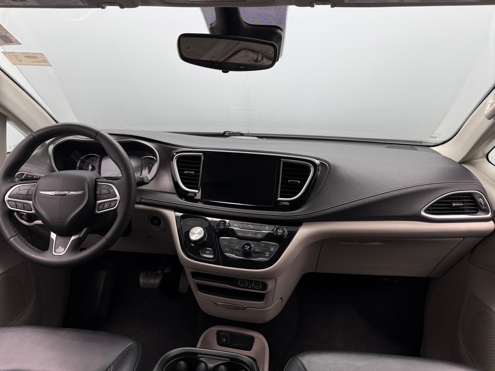 Thumbnail: 2024 Chrysler Pacifica - 2