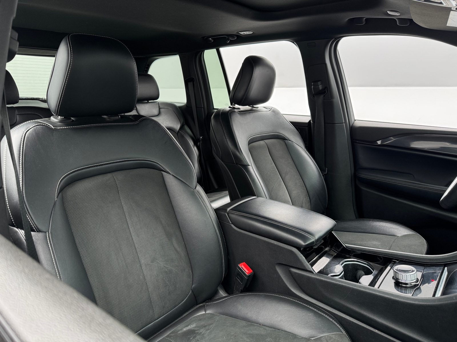 Thumbnail: 2023 Jeep Grand Cherokee - 2