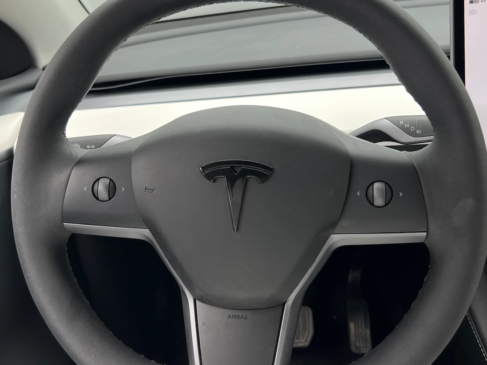 Thumbnail: 2024 Tesla Model Y - 4