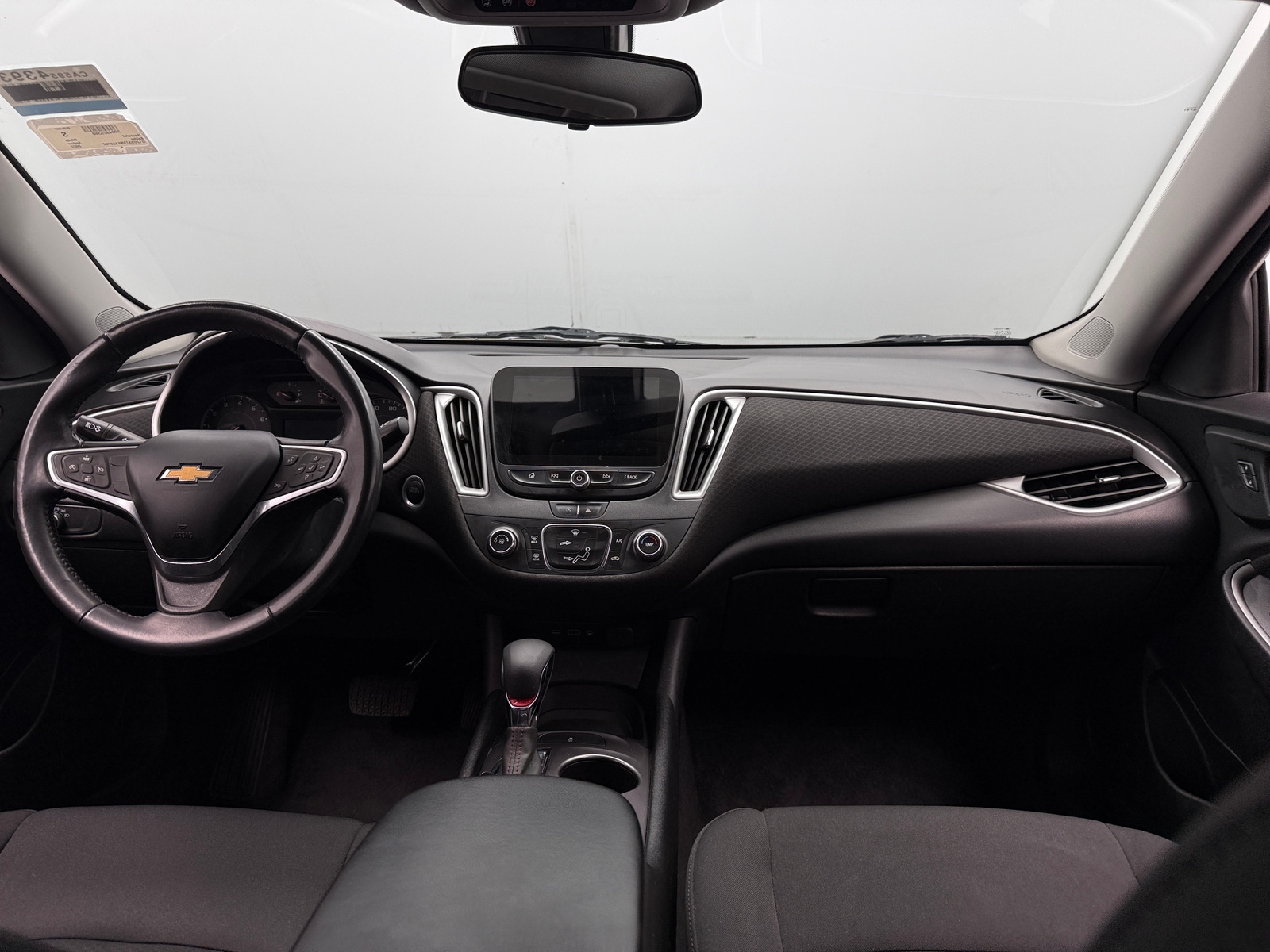Thumbnail: 2022 Chevrolet Malibu - 3