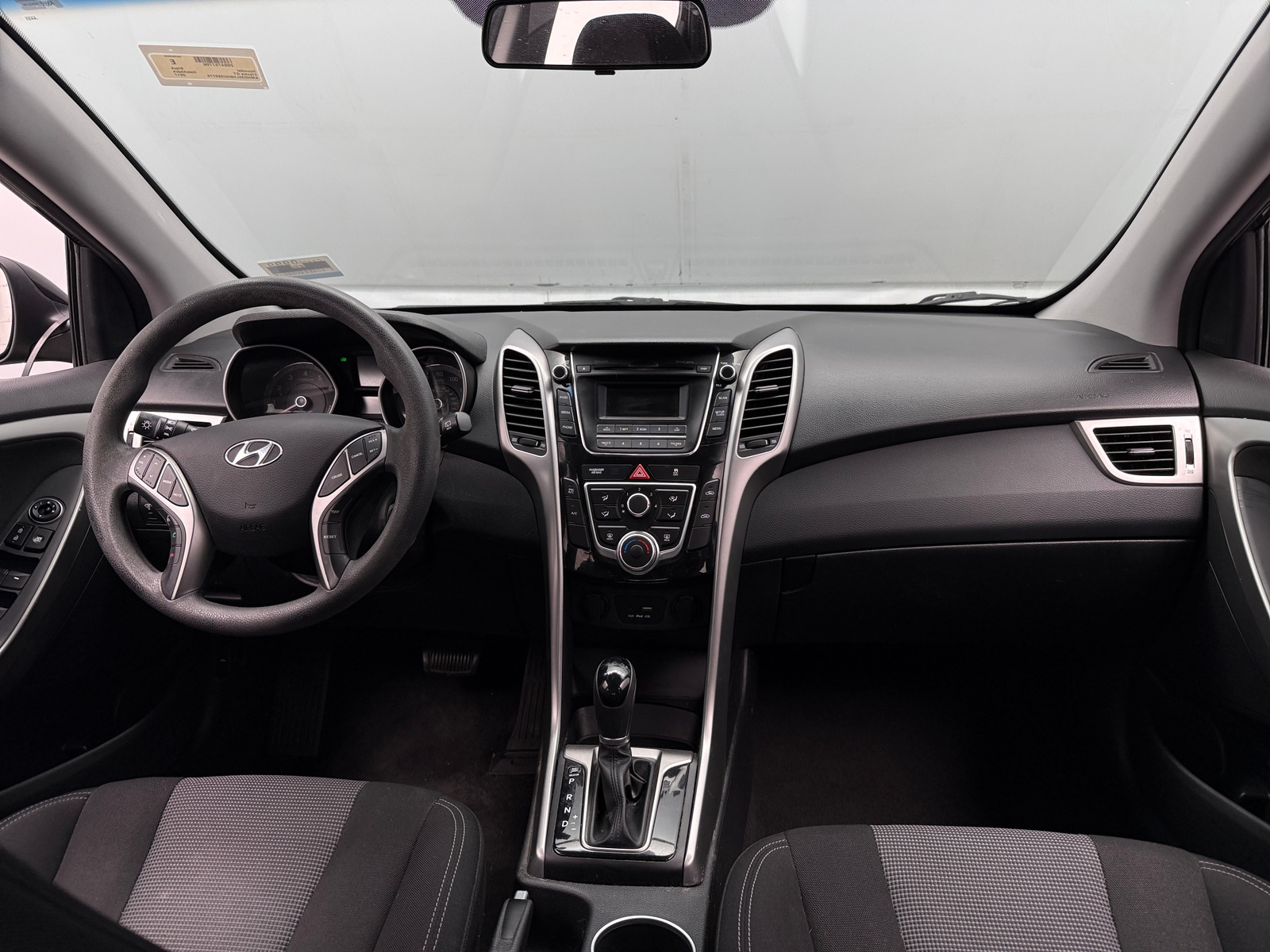 Thumbnail: 2017 Hyundai Elantra - 3