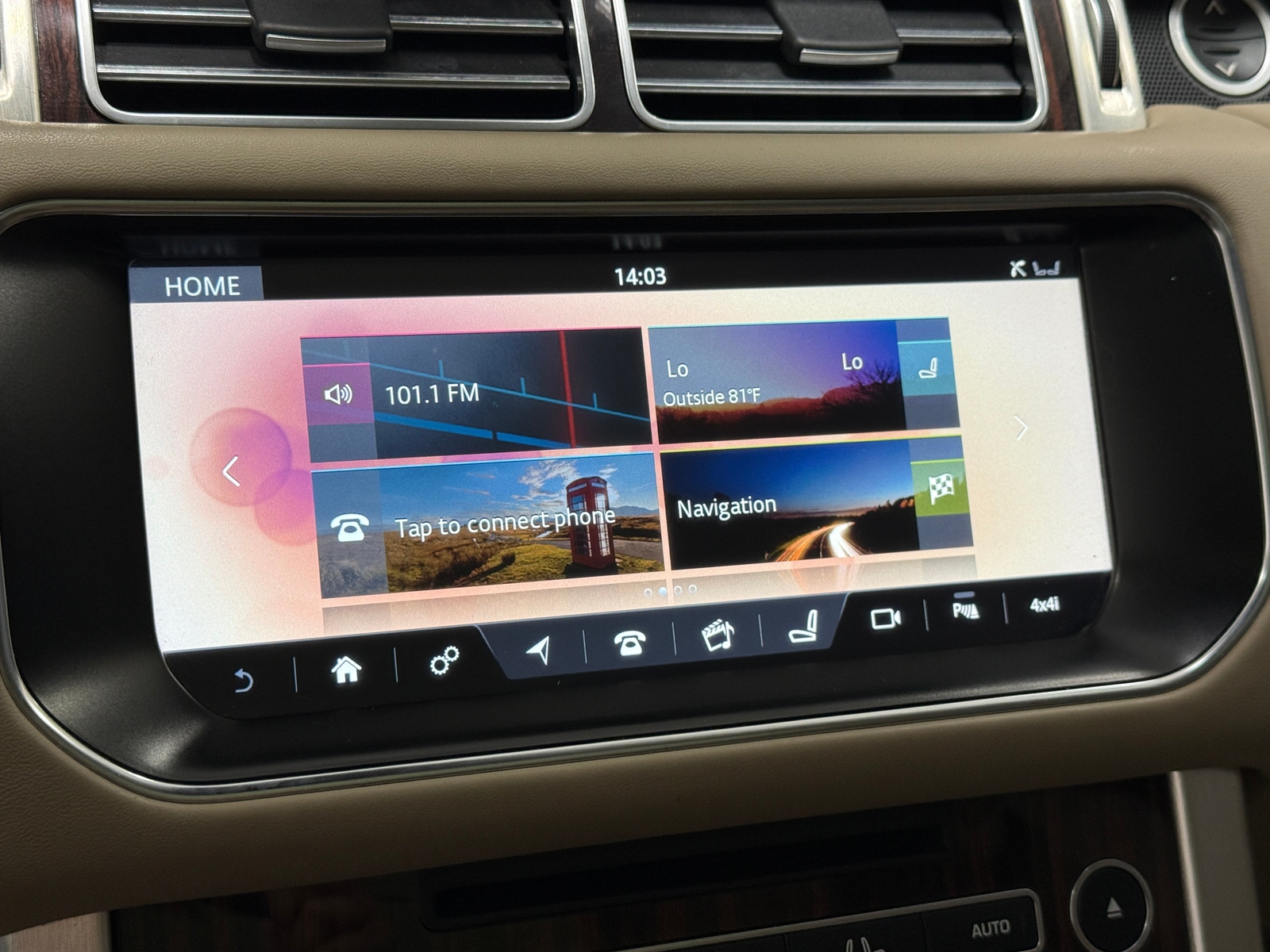 Thumbnail: 2017 Land Rover Range Rover - 3
