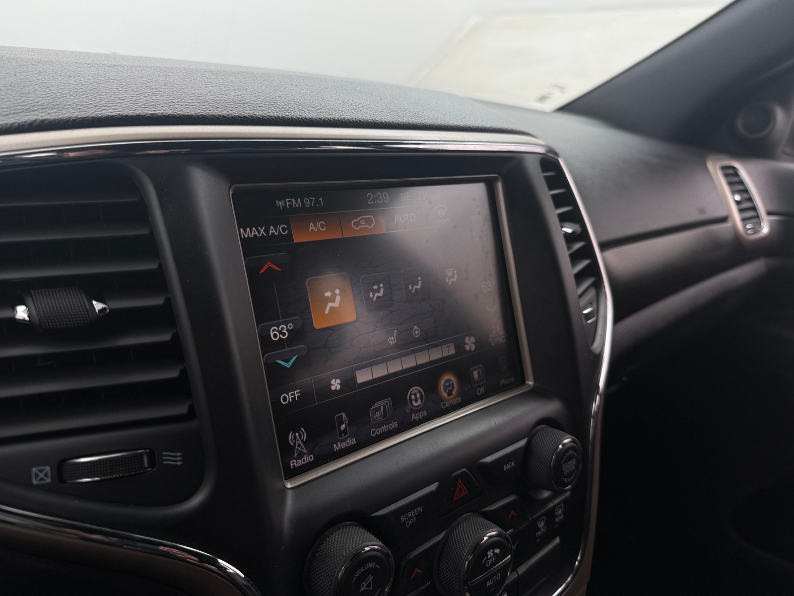 Thumbnail: 2014 Jeep Grand Cherokee - 4