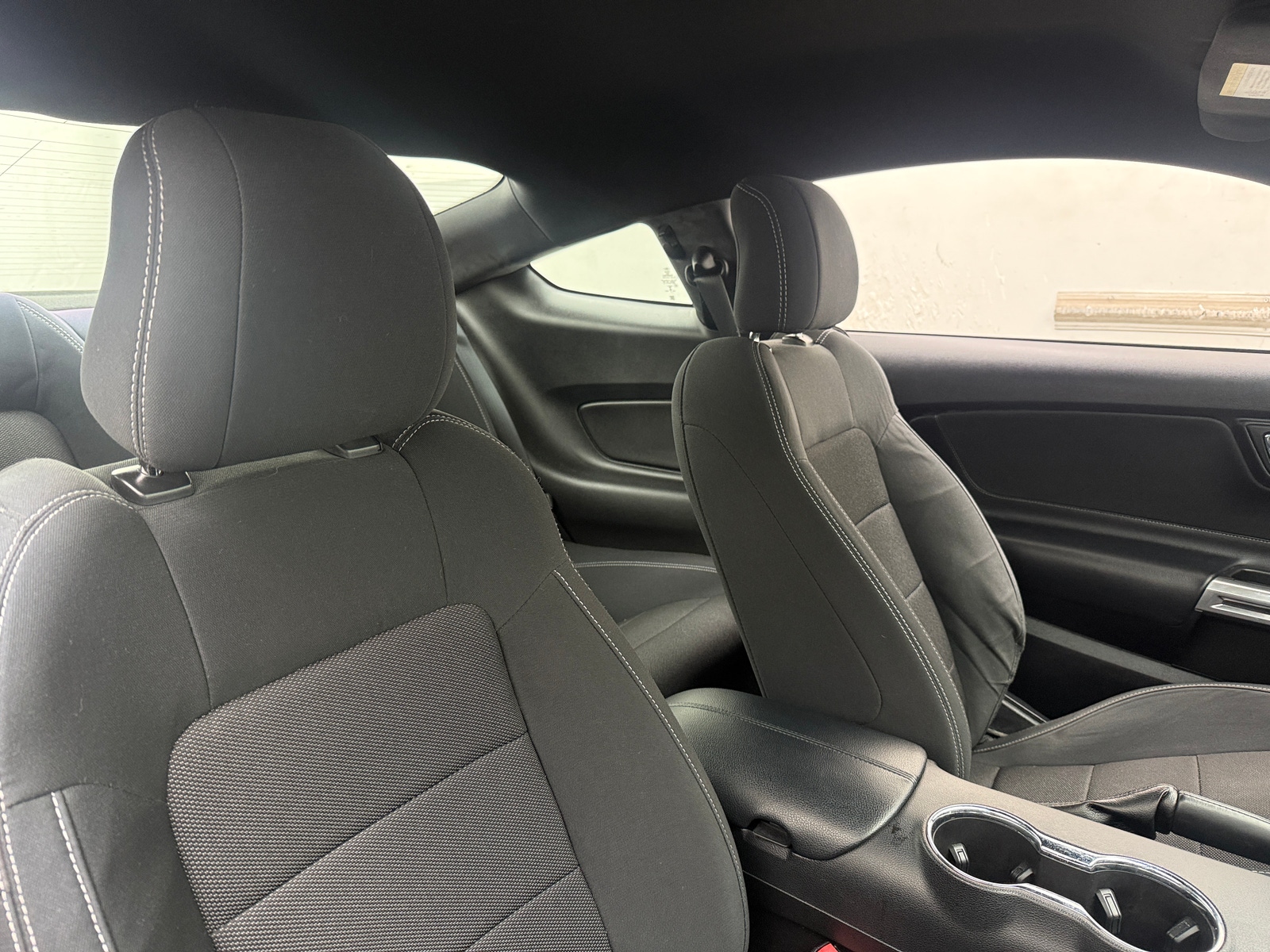 Thumbnail: 2017 Ford Mustang - 2