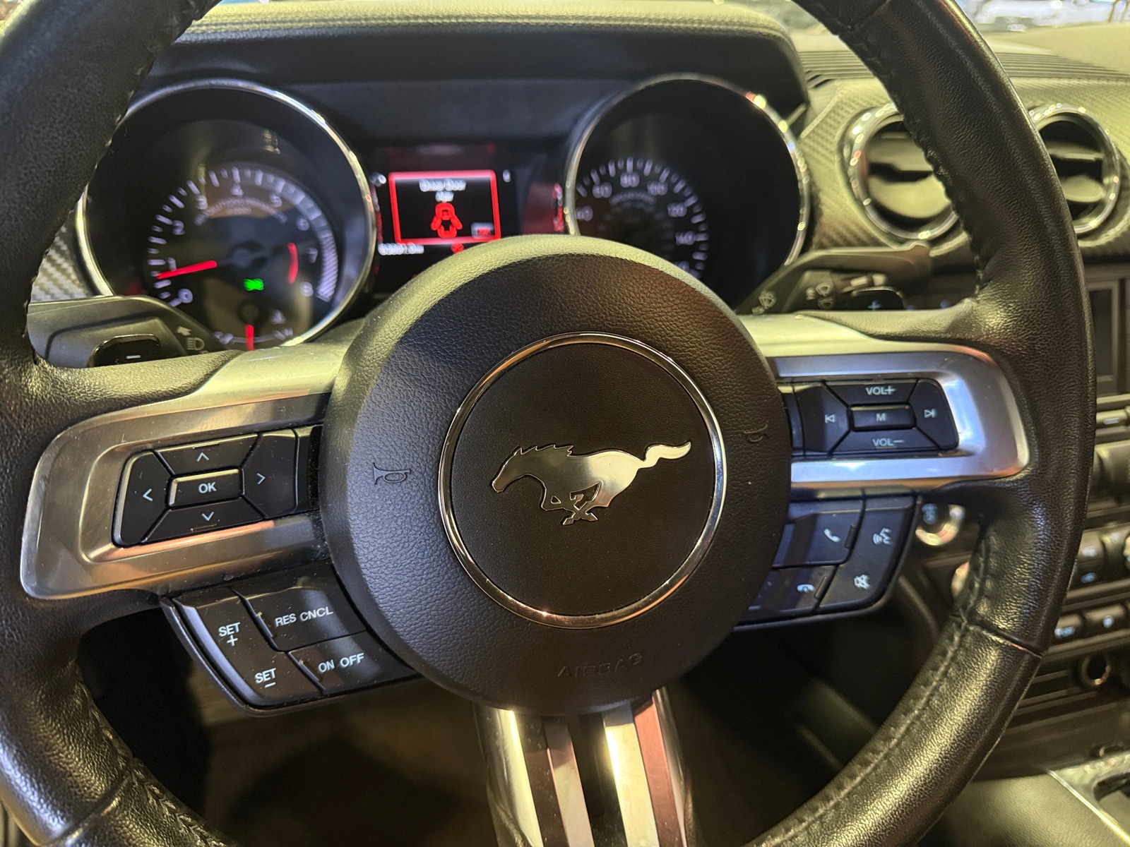 Thumbnail: 2017 Ford Mustang - 5