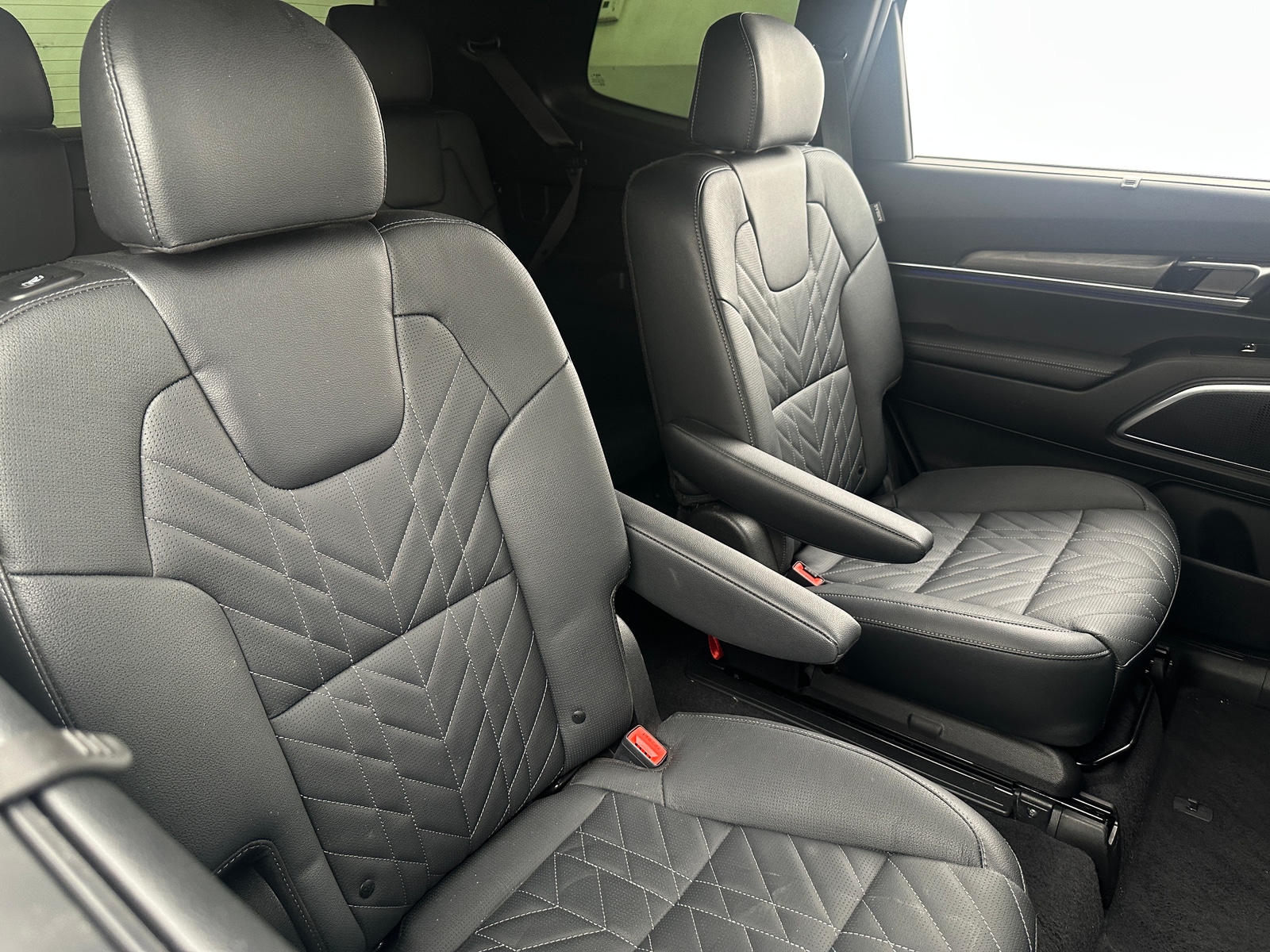 Thumbnail: 2023 Kia Telluride - 5