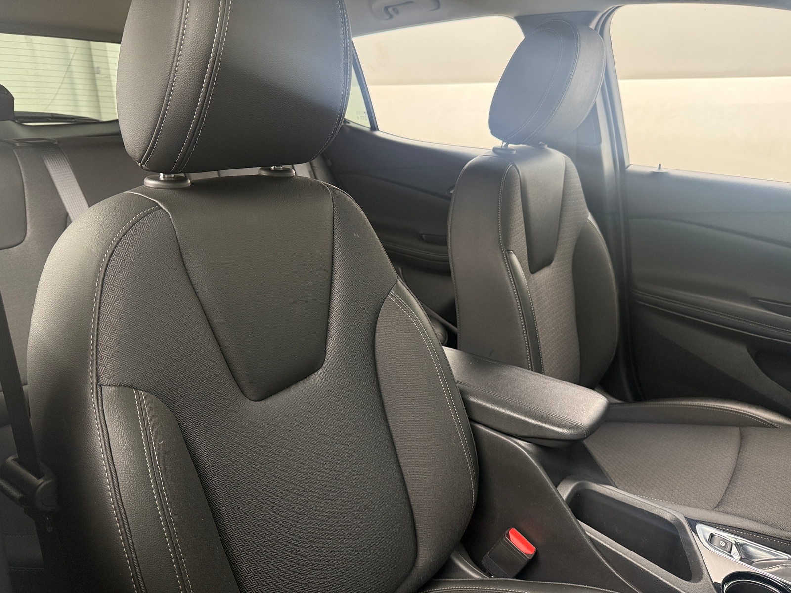 Thumbnail: 2025 Buick Encore GX - 2