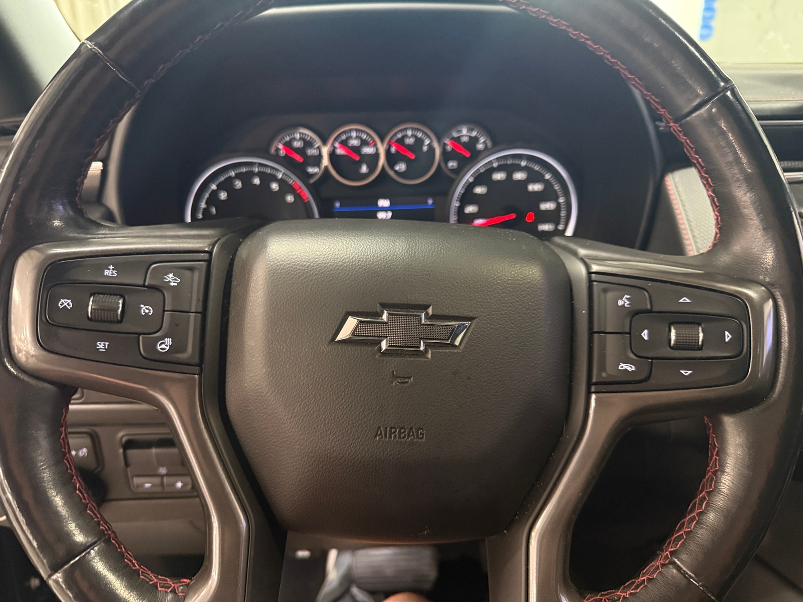 Thumbnail: 2021 Chevrolet Tahoe - 4