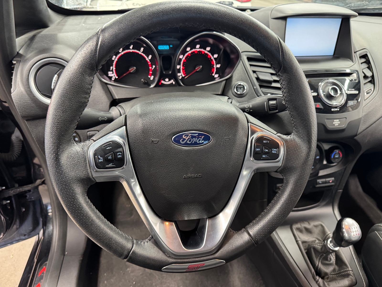 Thumbnail: 2015 Ford Fiesta - 5