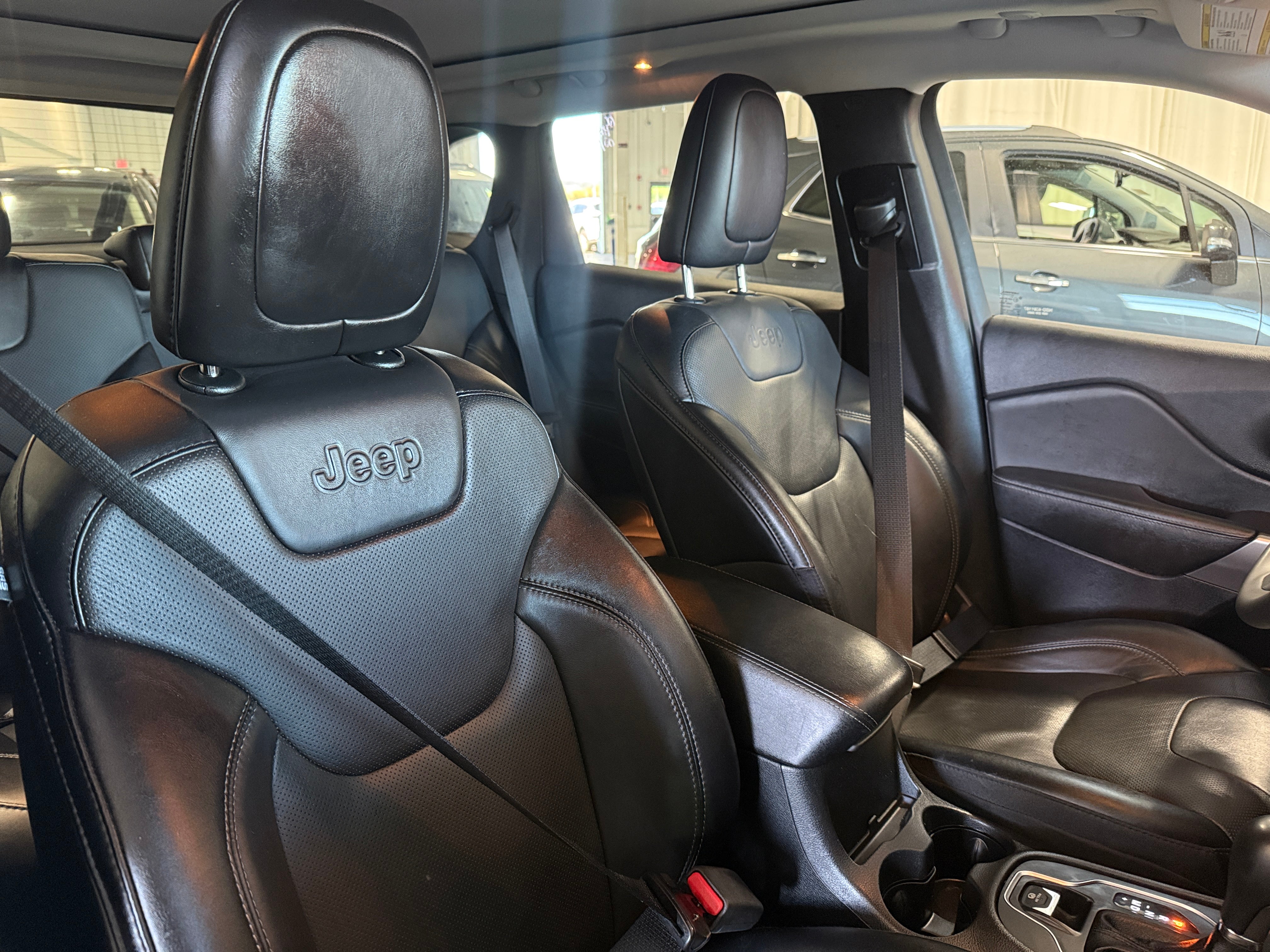 2022 Jeep Cherokee Latitude Lux - Photo 8