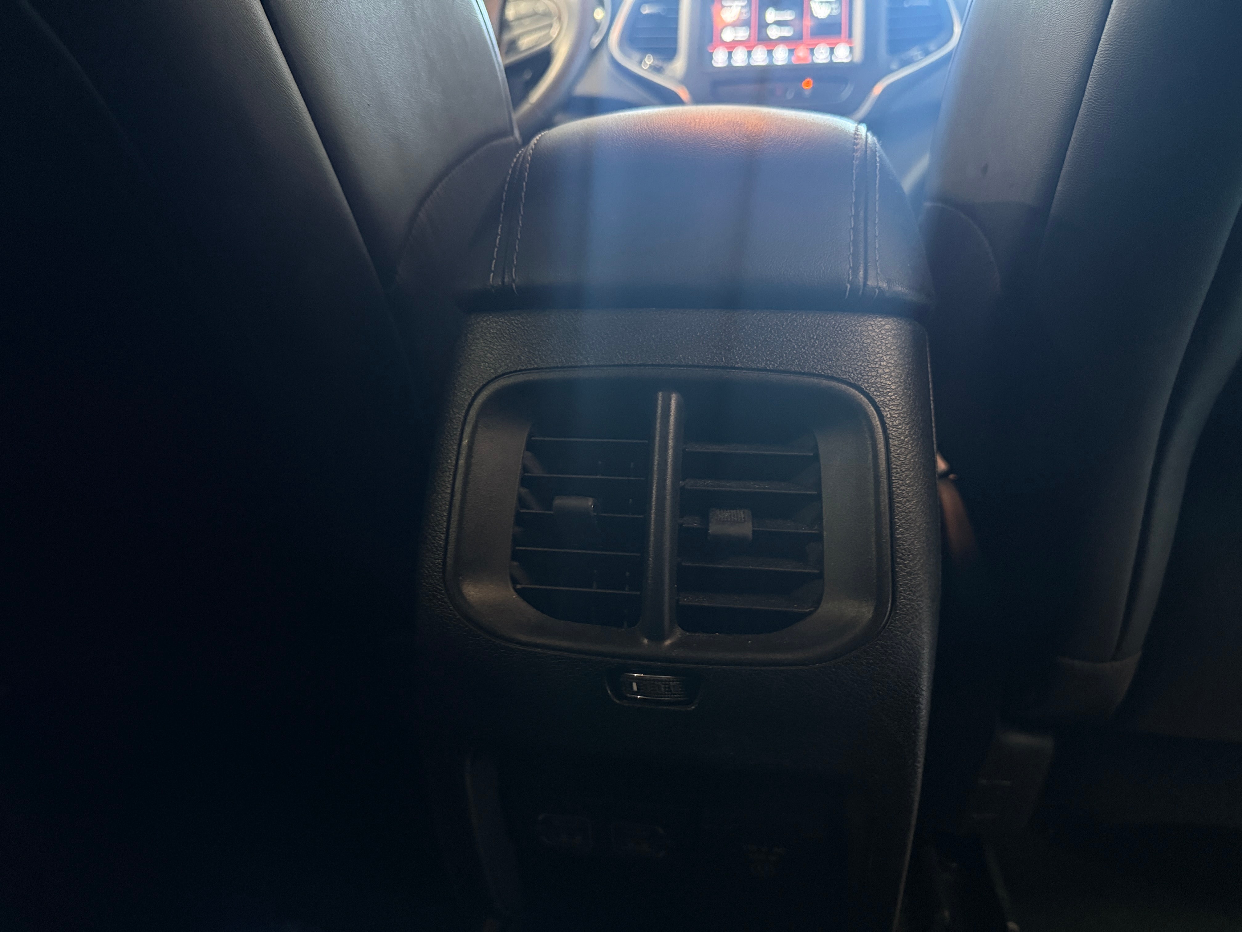 2022 Jeep Cherokee Latitude Lux - Photo 3