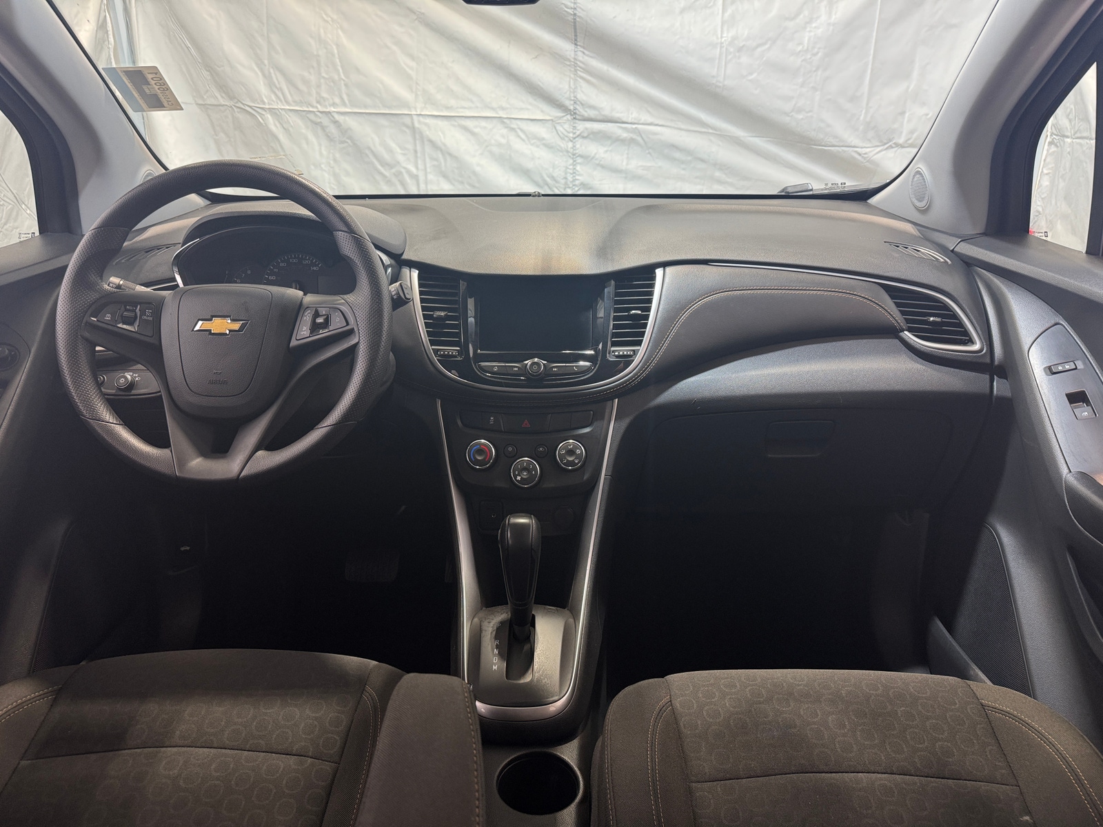 Thumbnail: 2022 Chevrolet Trax - 3