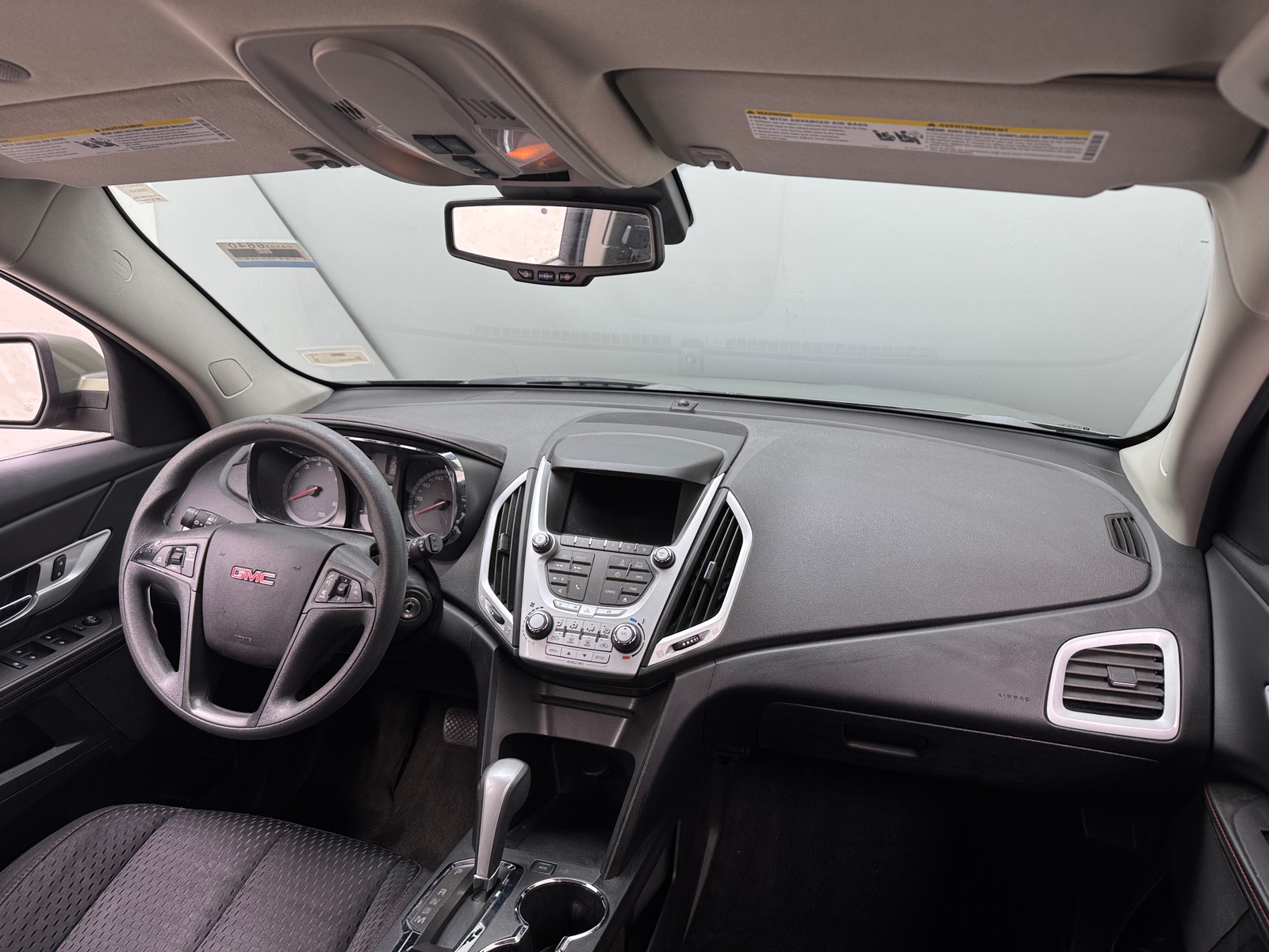 Thumbnail: 2015 GMC Terrain - 3