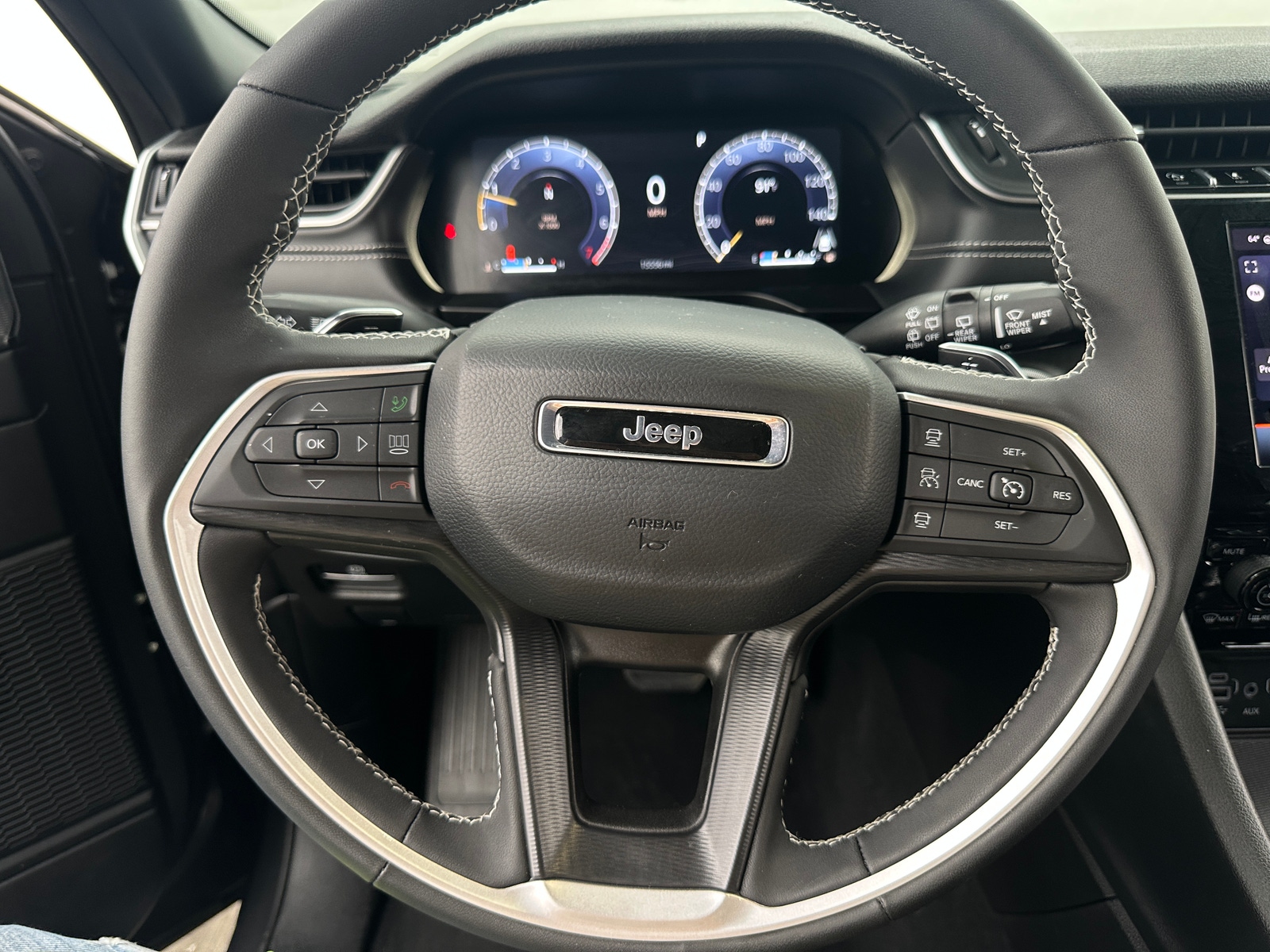 Thumbnail: 2025 Jeep Grand Cherokee - 5