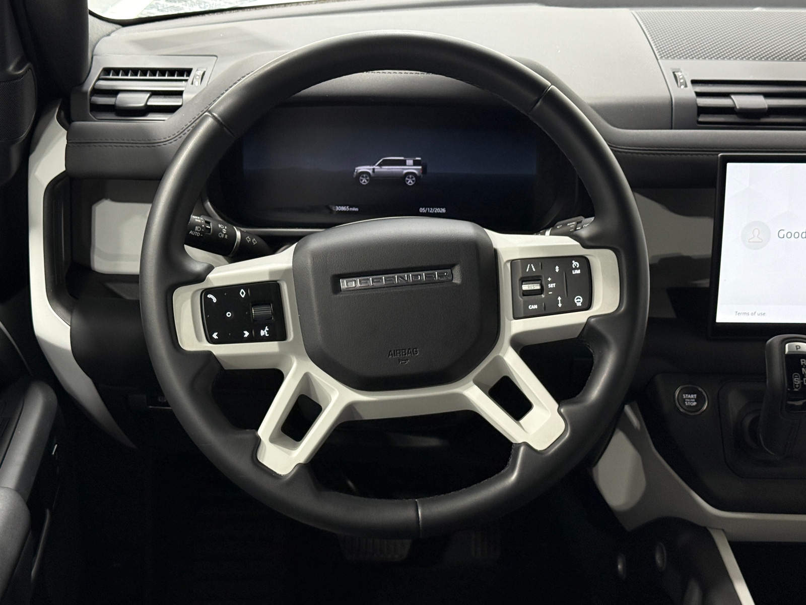 Thumbnail: 2025 Land Rover Defender - 4