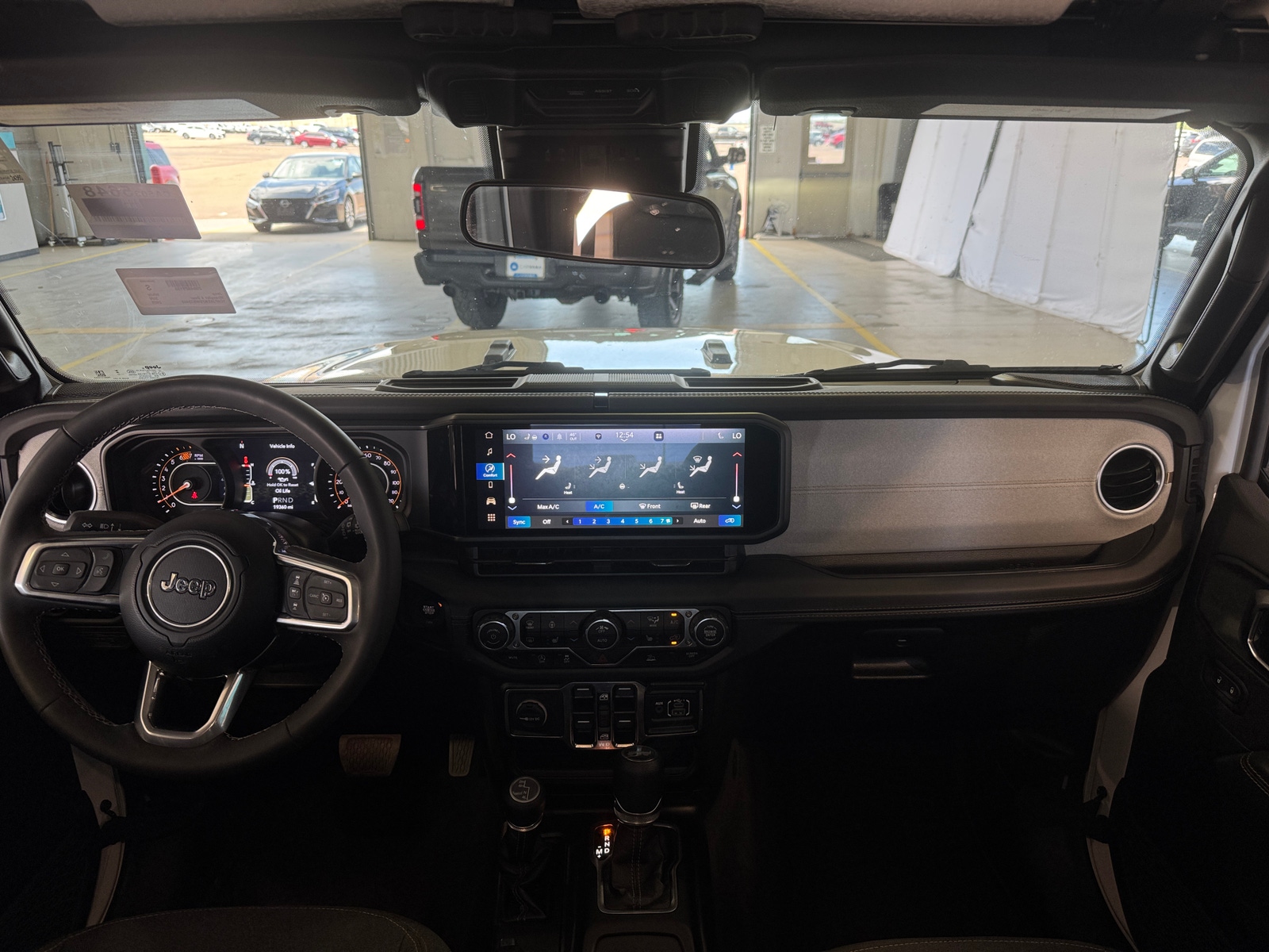 Thumbnail: 2025 Jeep Wrangler - 3