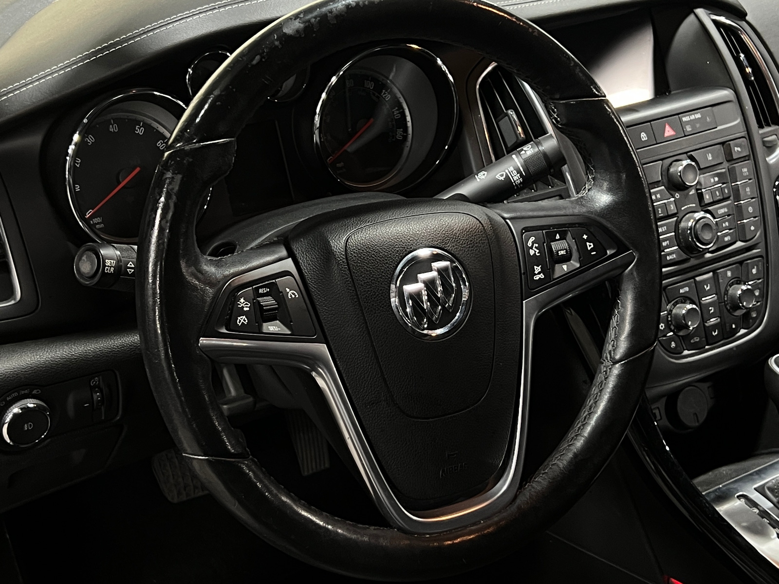Thumbnail: 2018 Buick Cascada - 4