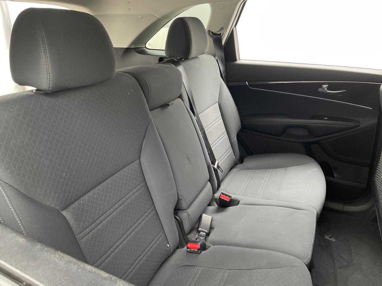 Thumbnail: 2016 Kia Sorento - 6