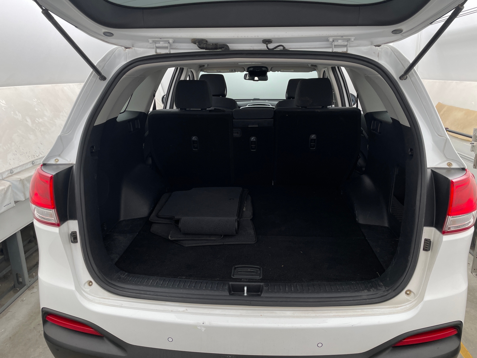 Thumbnail: 2016 Kia Sorento - 7