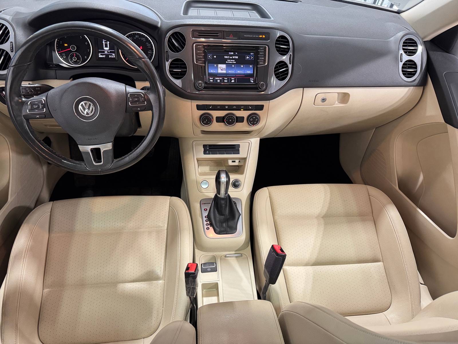 Thumbnail: 2017 Volkswagen Tiguan - 2