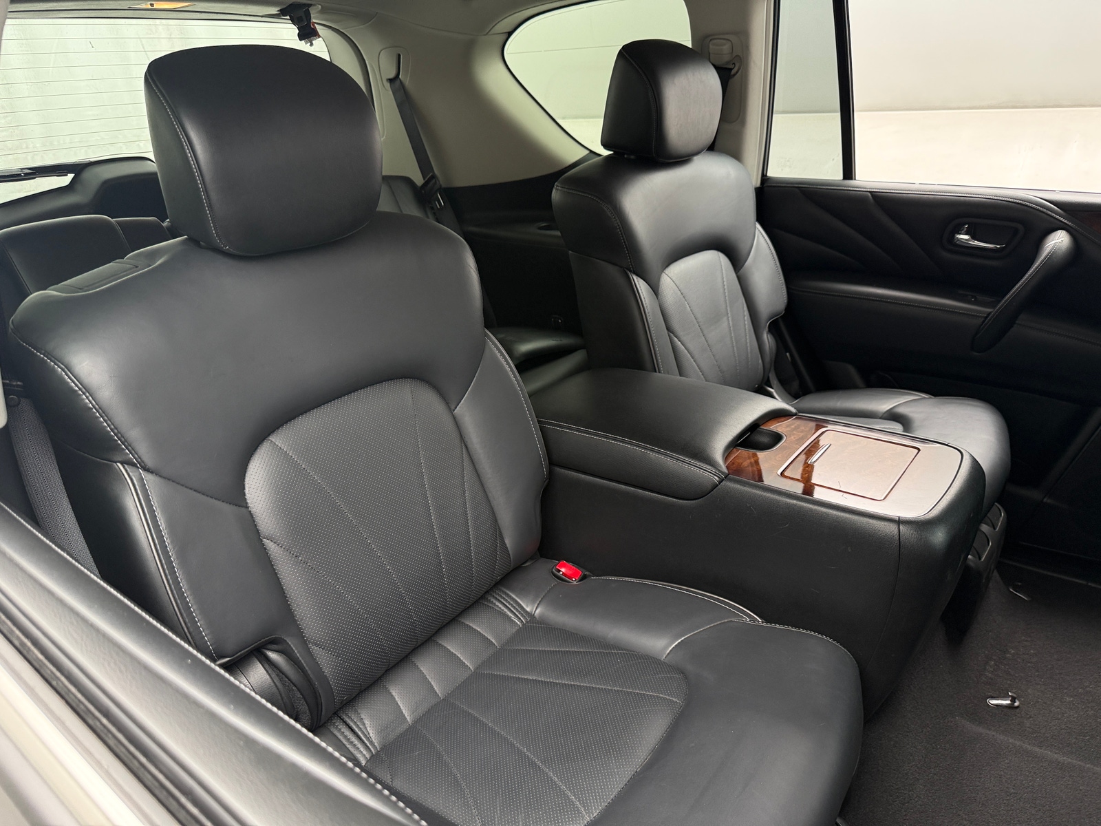 Thumbnail: 2017 INFINITI QX80 - 5