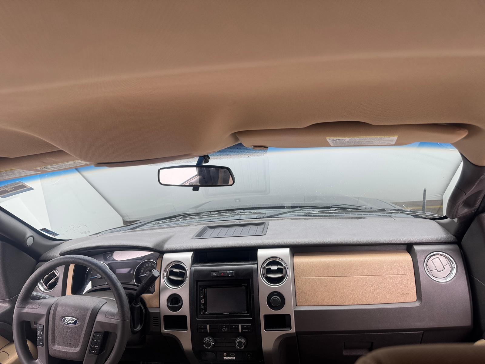 Thumbnail: 2013 Ford Econoline - 3