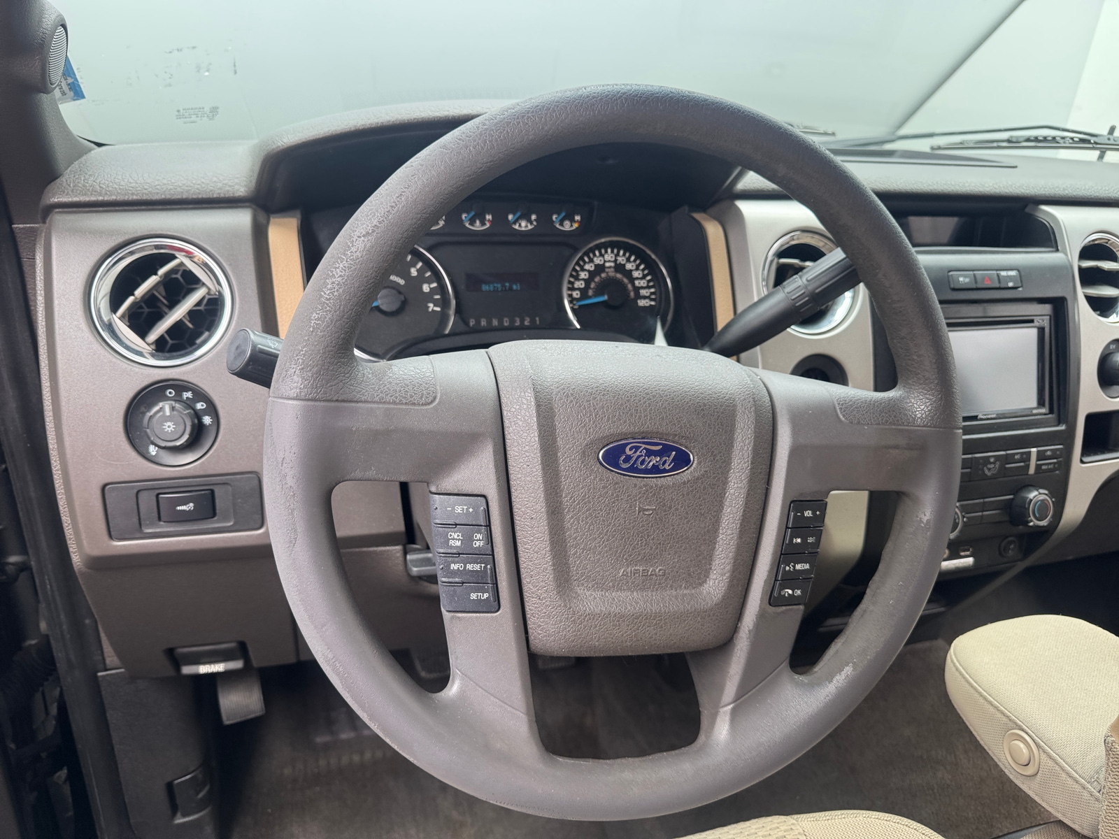 Thumbnail: 2013 Ford Econoline - 5