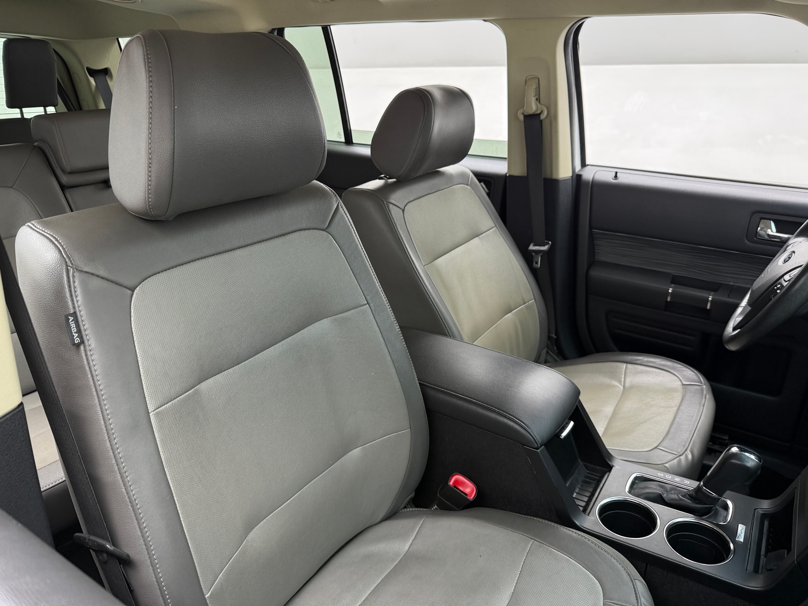Thumbnail: 2019 Ford Flex - 2