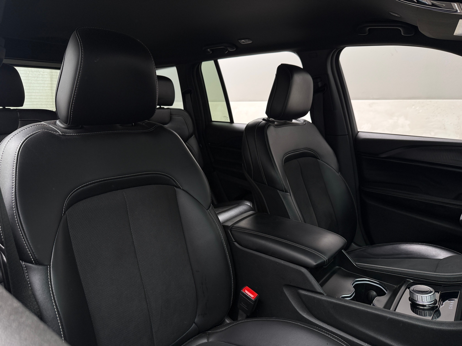 Thumbnail: 2024 Jeep Grand Cherokee - 2