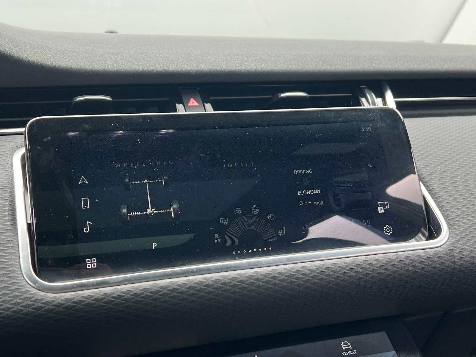 Thumbnail: 2023 Land Rover Range Rover Evoque - 3