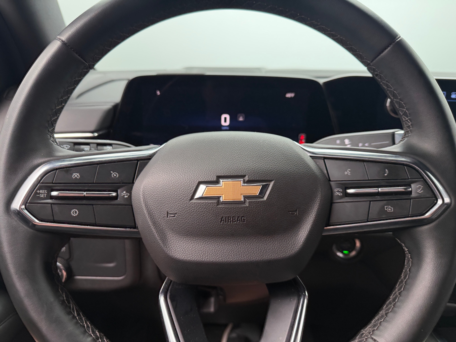 Thumbnail: 2025 Chevrolet Tahoe - 4