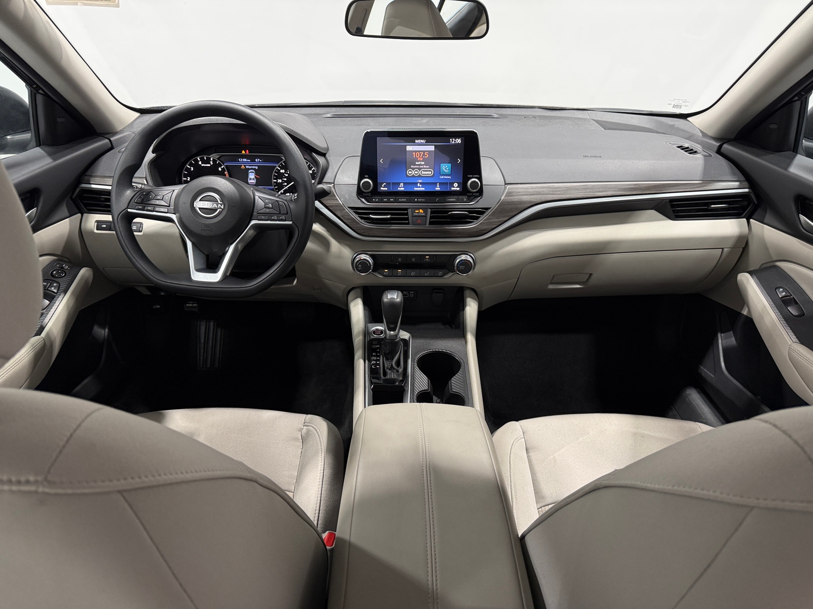 Thumbnail: 2025 Nissan Altima - 3