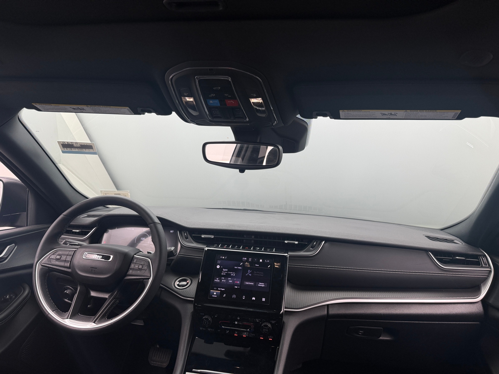 Thumbnail: 2024 Jeep Grand Cherokee - 3