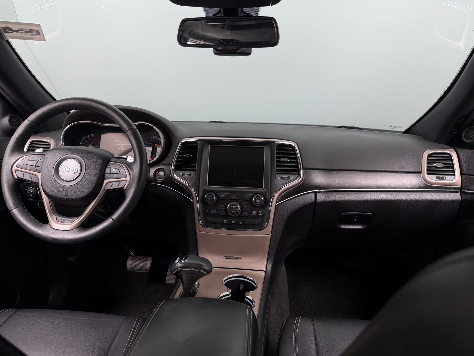 Thumbnail: 2015 Jeep Grand Cherokee - 2