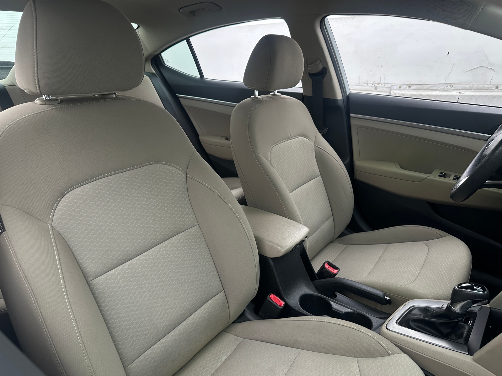 Thumbnail: 2019 Hyundai Elantra - 2