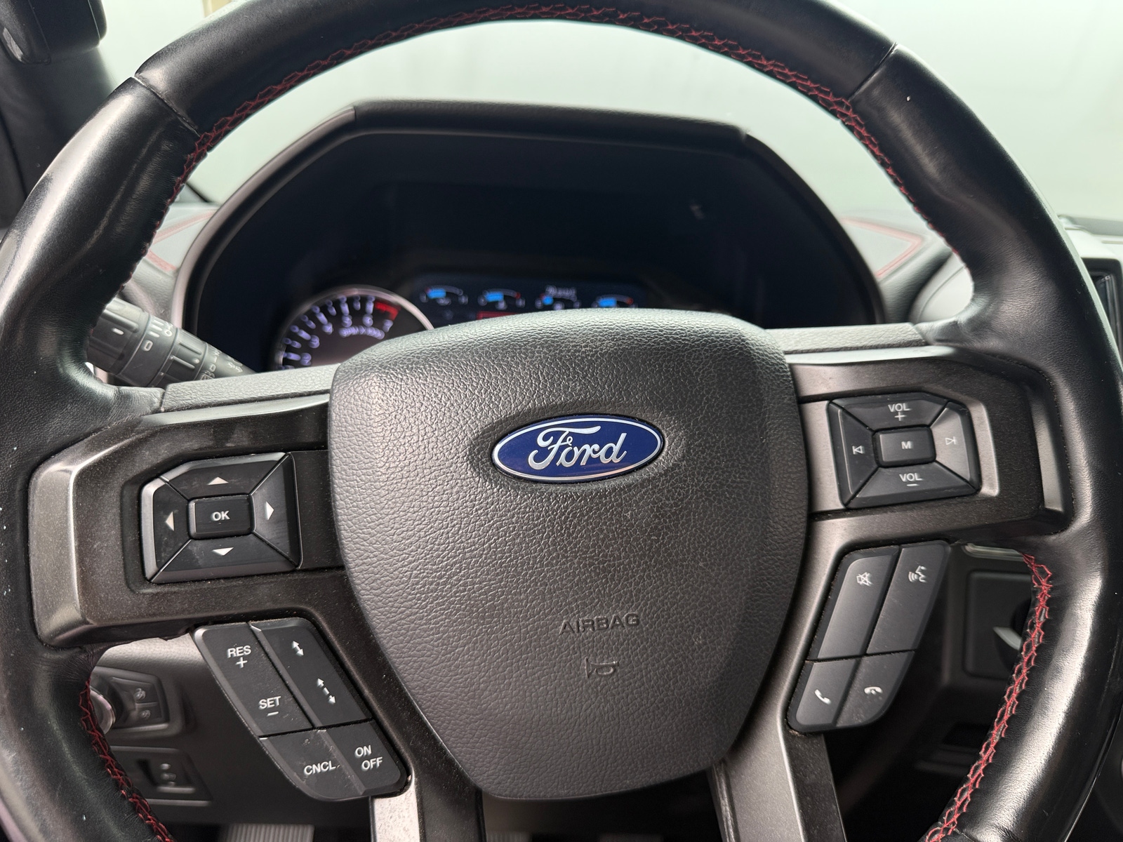 Thumbnail: 2019 Ford Expedition - 4