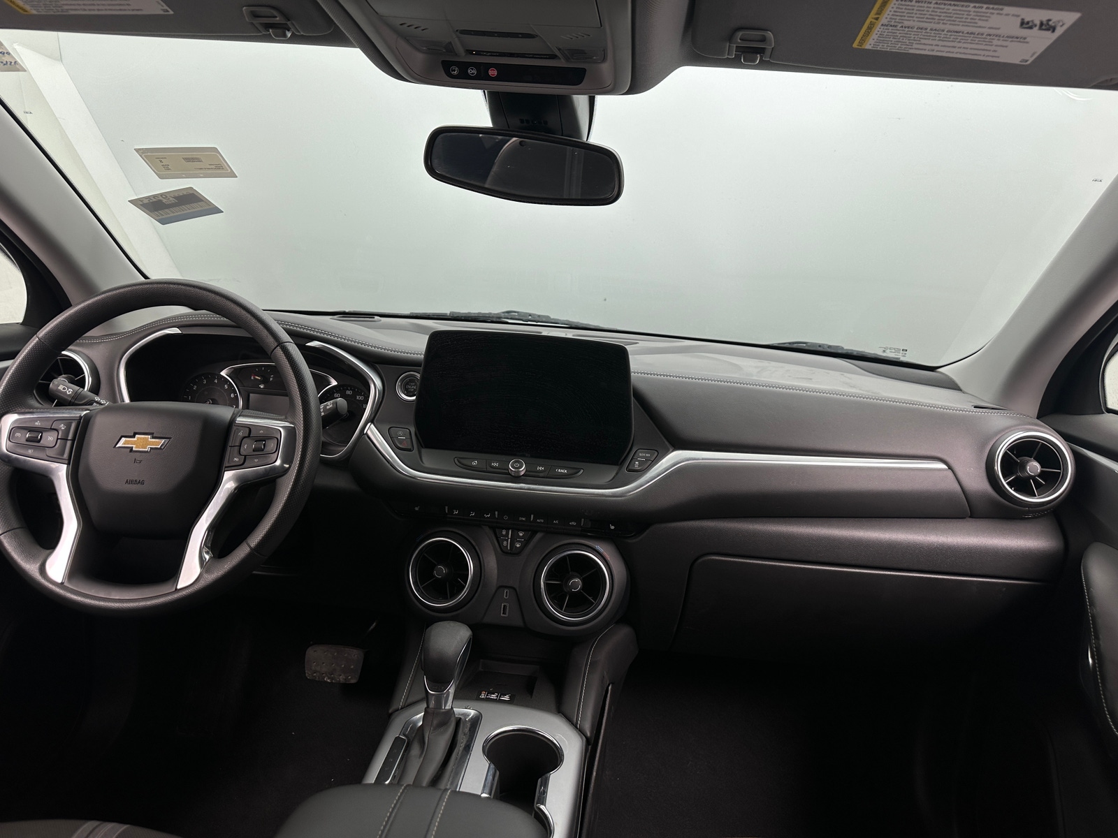 Thumbnail: 2023 Chevrolet Blazer - 3